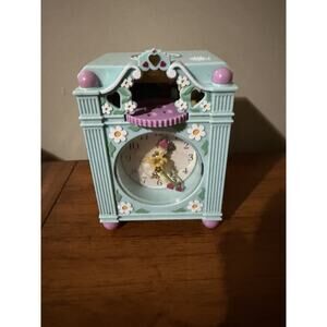 Vintage Polly Pocket Funtime Clock 1991 with 2 figures.